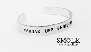 VAKNAR UPP GRUNDSNYGG - Smolk Sweden