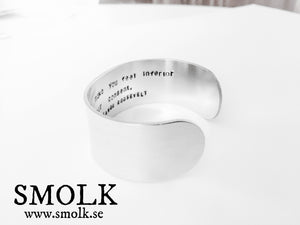 Secret Bracelet med Citat av Eleanor Roosevelt på insidan - Smolk Sweden