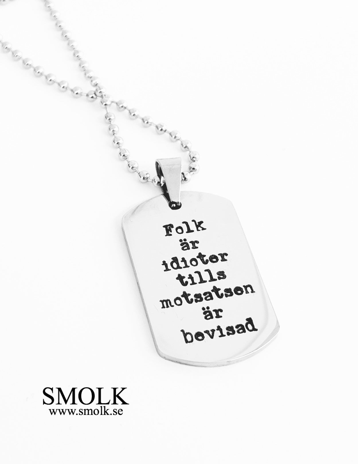 Jinsiy quchoqlarni opadi Moda korgazmasida porno jinsiy aloqa